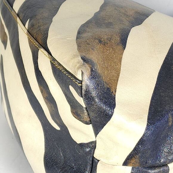 Dooney & Bourke Tri-Color Zebra Leather Strap Designers Shoulder Hobo Bag F23 - Picture 16 of 16